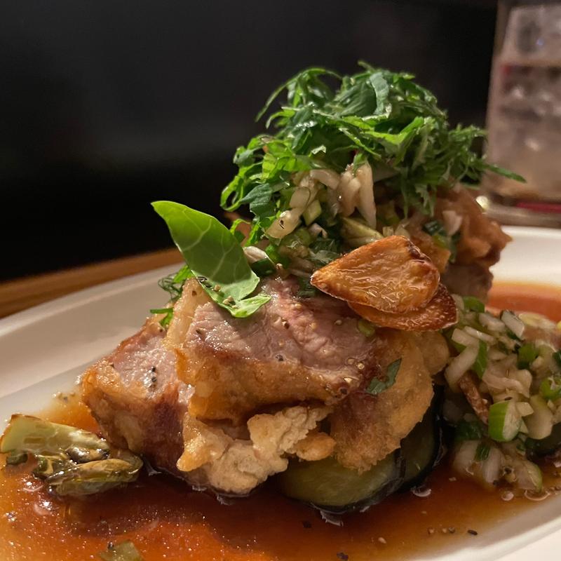 豚の唐揚げニンニクソース(十六公厘 （ジュウロクミリ）)