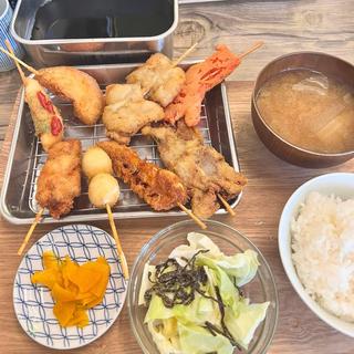 串かつランチセット(串酒場 まいど１号)