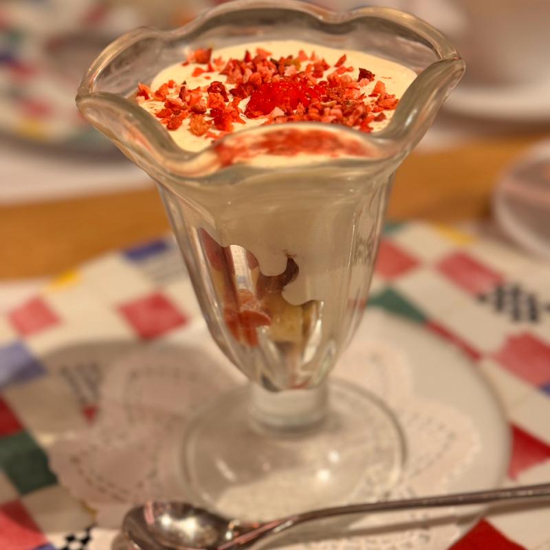 苺のティラミス(NIKKO KANAYA HOTEL CRAFT GRILL （日光金谷ホテル クラフトグリル）)