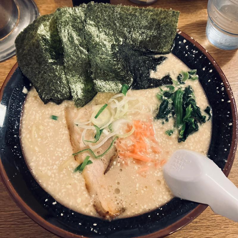 鶴岡とんこつ(よこはま軒 本店 （よこはまけん）)