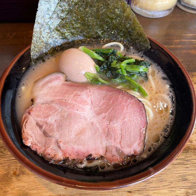 ラーメン　煮卵トッピング(家系ラーメン大岡家 向ケ丘遊園店)