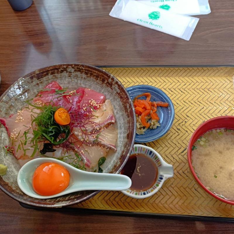 まぐろ入り魚島来めし(海道 )