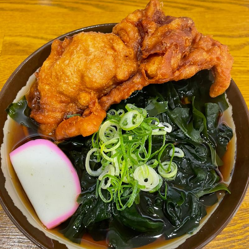 唐揚げ わかめそば(弥生軒 （やよいけん）)