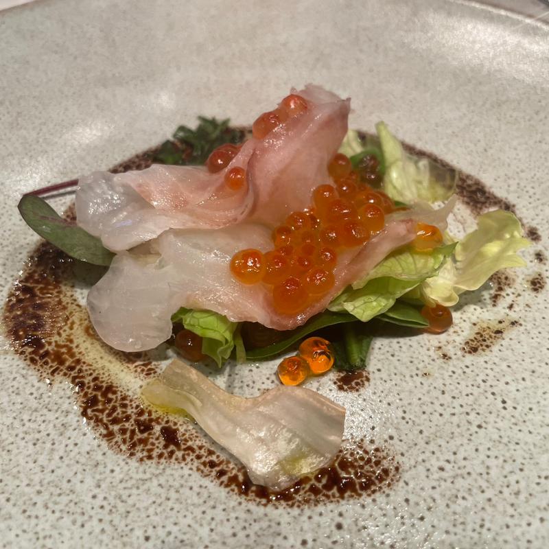 真鯛のカルパッチョ シトラスヴィネグレット ガーデングリーン添え(ヒルトン東京 )