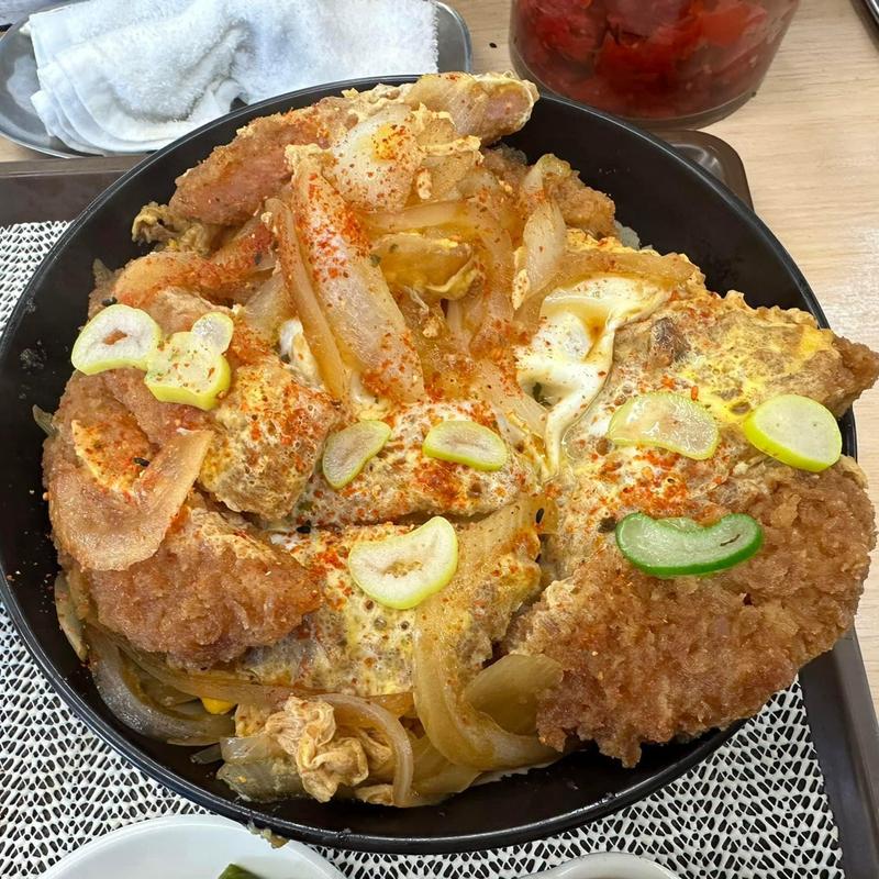 ビックカツ丼(そば八)