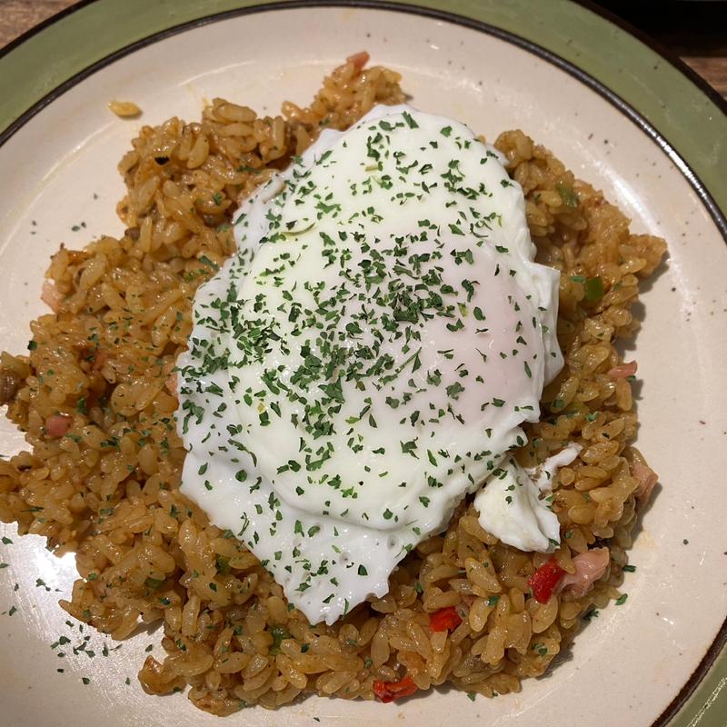 ドライカレー(中辛)(ミロンガ・ヌオーバ )