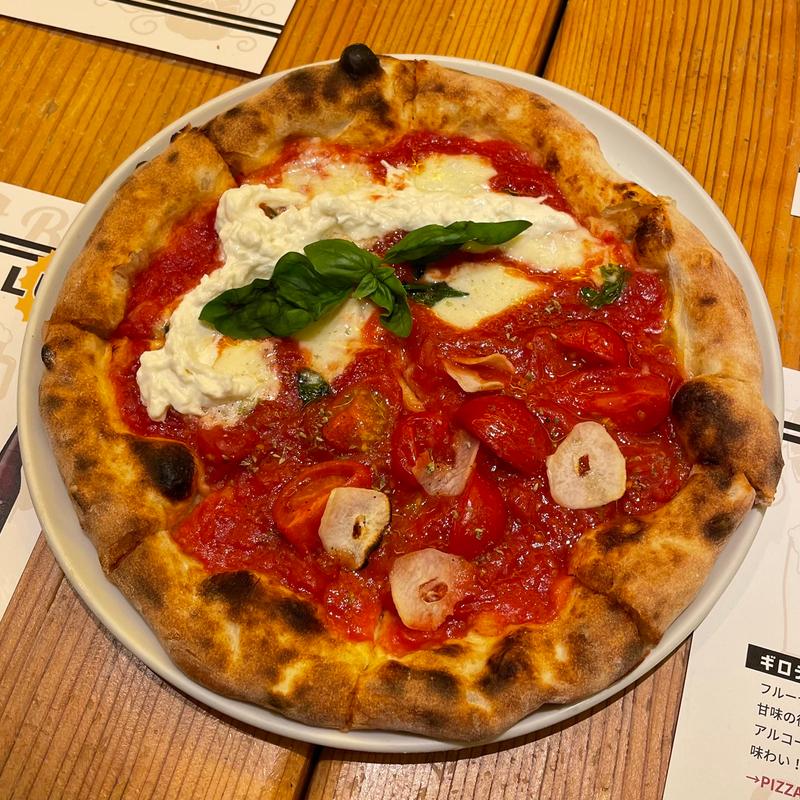 ストラッチャテッラとマリナーラ(ビッレリア&ピッツェリア ルーチェ （LUCE）)