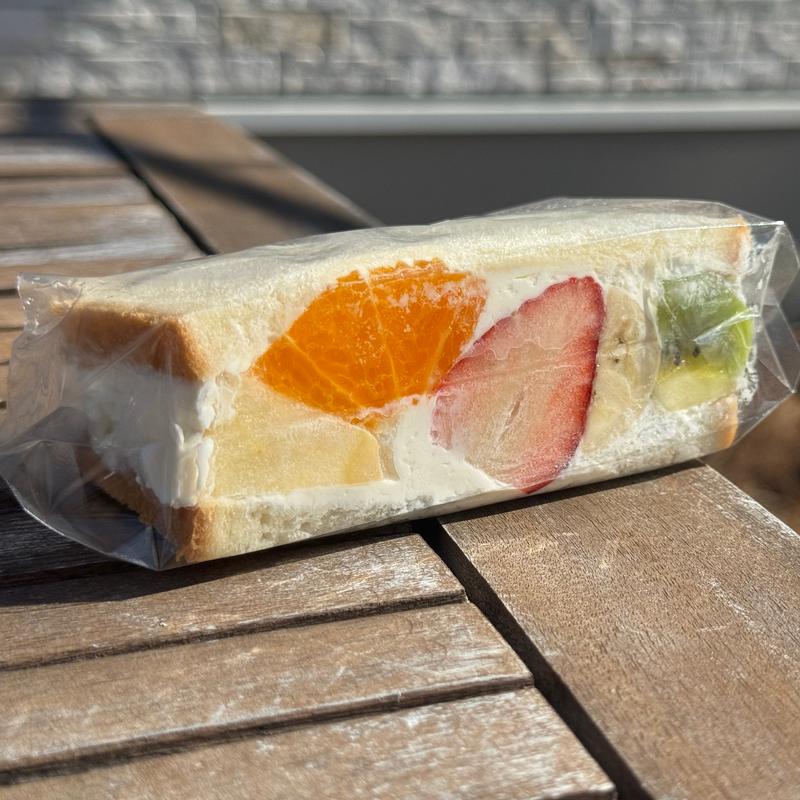 フルーツサンド(Fruit Cafe Ichina(フルーツカフェイチナ))