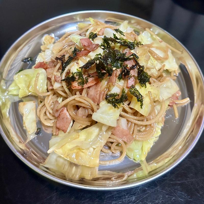 にんにく香るバター醤油パスタ(ベルクス 東墨田店)