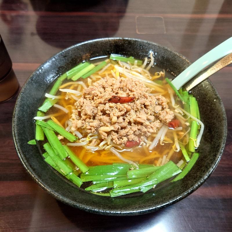 台湾ラーメン(中華菜房 路)