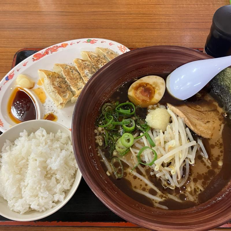 プレミアム黒ニンタマラーメン(ゆにろーず 日立十王店 )