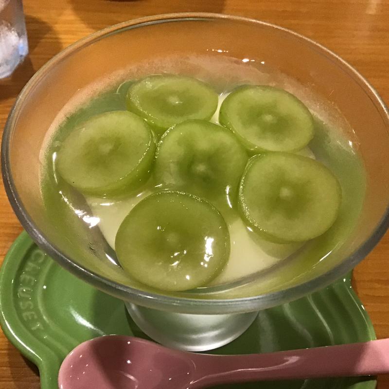 シャインマスカット杏仁豆腐(美華)