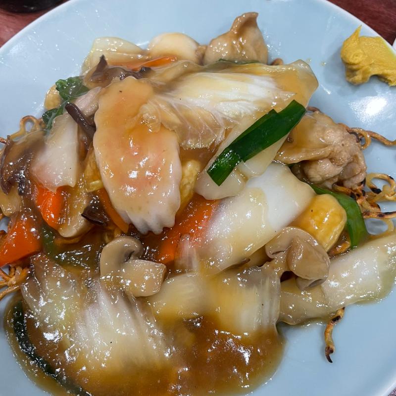 五目焼きそば(さかなと地酒 すぎ田)