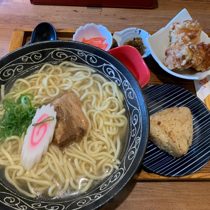 ゆらはな唐揚定食（大）ソーキに変更(由ら花)