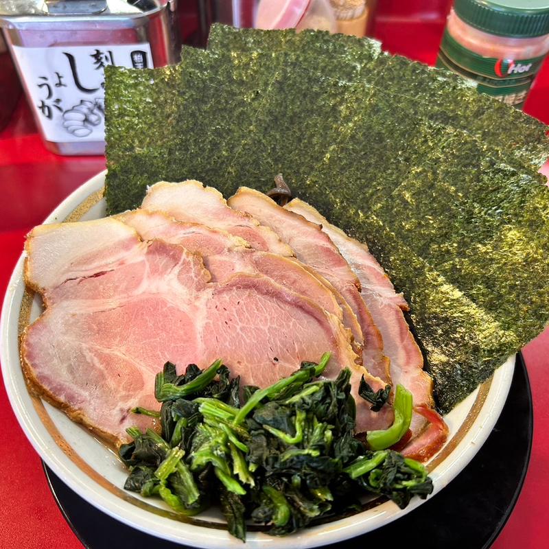 チャーシューメン(IEKEI KANSAI王道家直系　我道家)