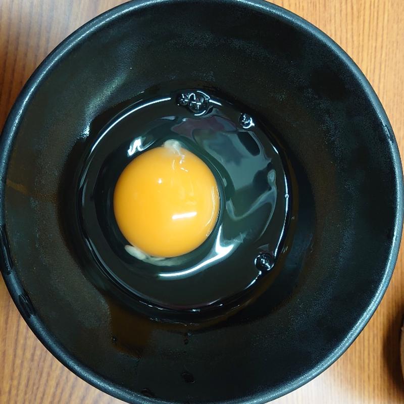生卵(ラーメン二郎 亀戸店 （らーめんじろう）)
