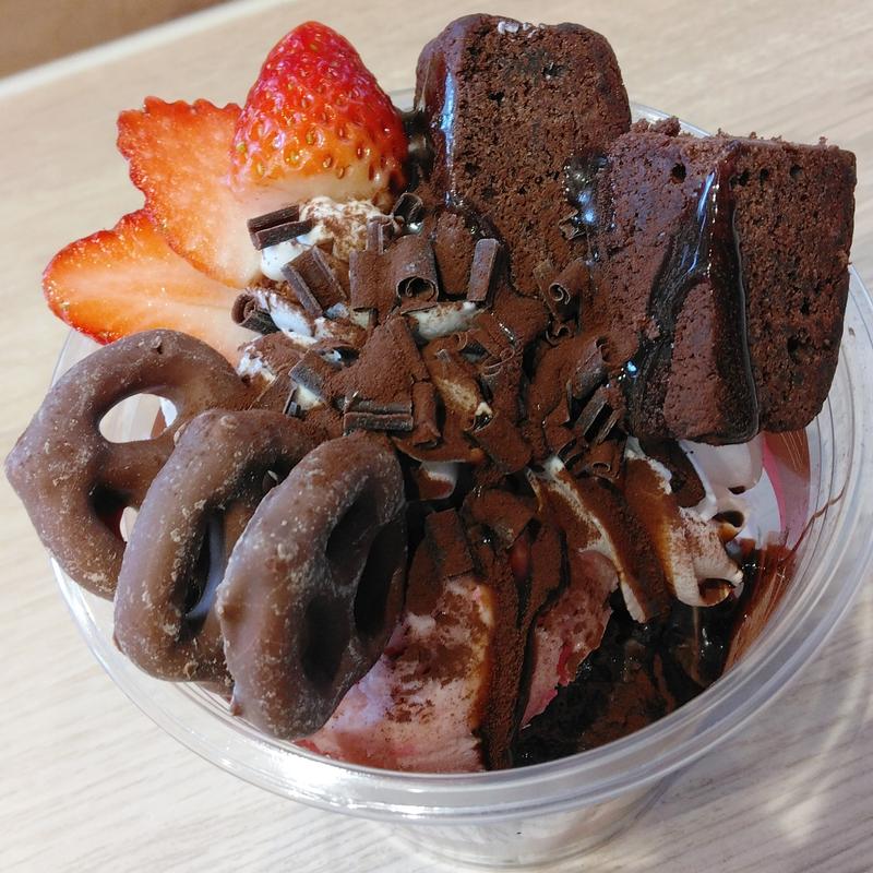 ダブルサンデー（チョコレート＆ストロベリー）(サーティワンアイスクリーム エスパル仙台店)