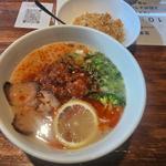 唐めん(博多とんこつばり中仙道 本店)