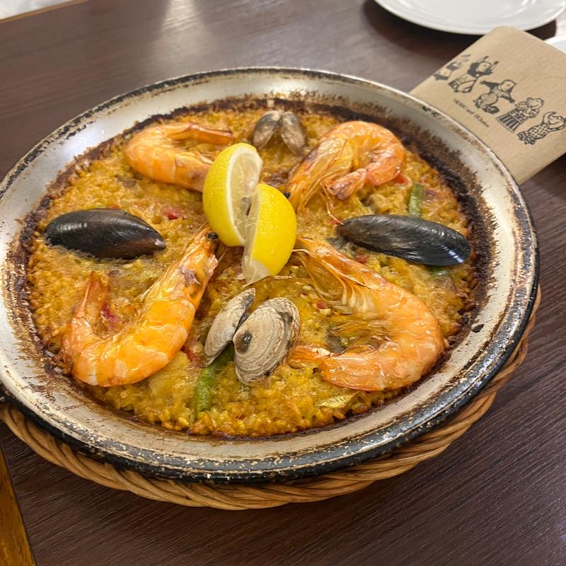 魚介のパエリア(エルチャテオ デルプエンテ)