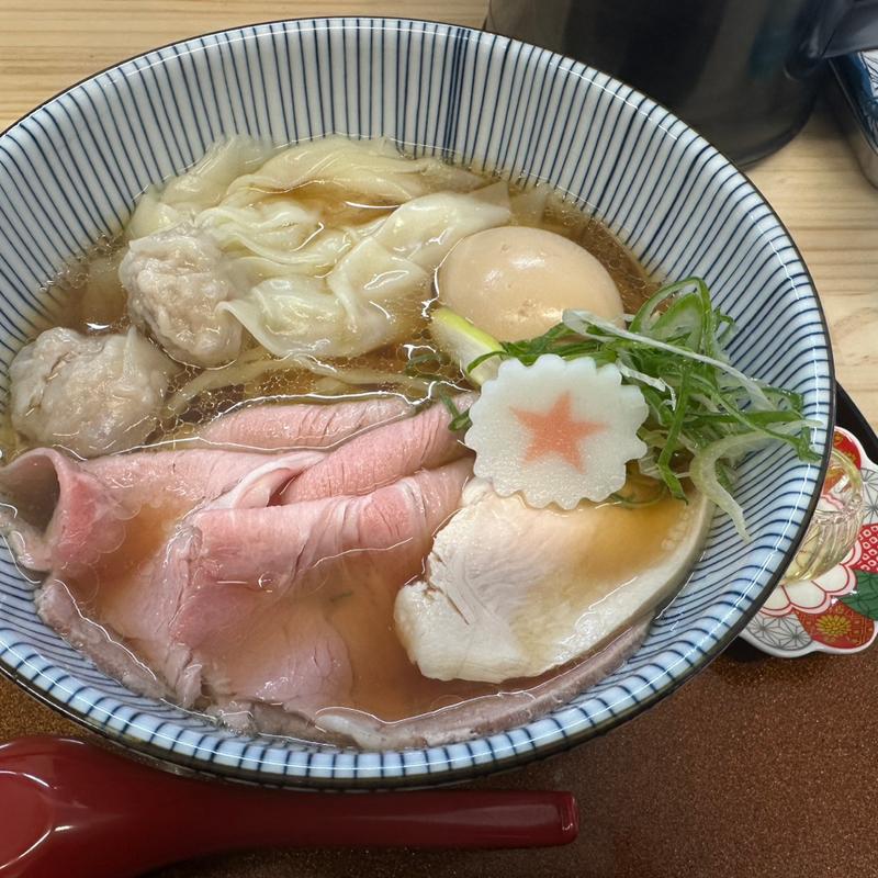 特製中華そば（醤油）(中華そば 麺ノ花)