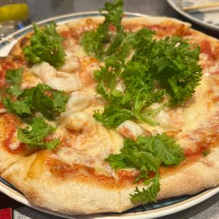 海老とチーズたっぷりなミックスピザ(明石の魚と地元野菜と黒毛和牛 BAR OTTO)