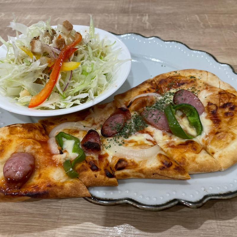 ピザセット(T’s cafe ゲートイン)