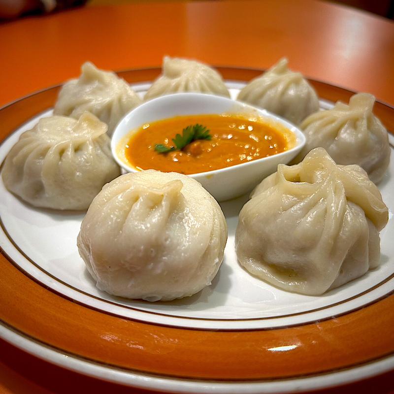 スチームモモ(インド・ネパール料理 Chulo -チュロ-)