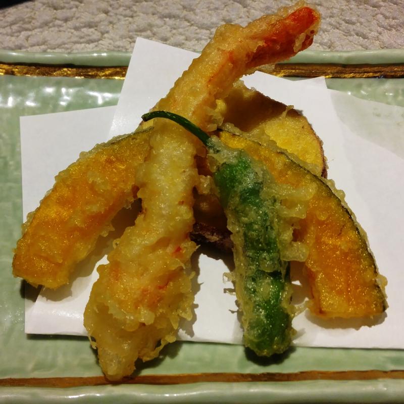 海老と旬菜の天ぷら(仙台せり鍋と個室和食 せり草庵仙台駅前店)