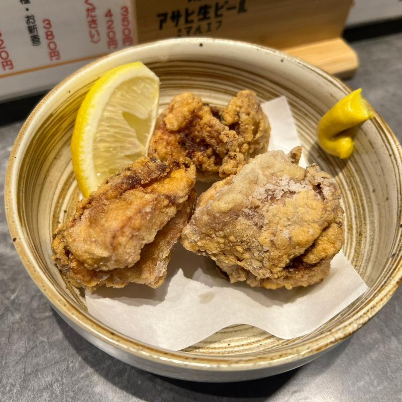 鶏の唐揚げ(酒と飯　たまる食堂)