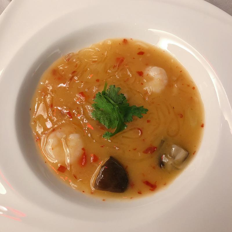 (中国料理 彩雲)