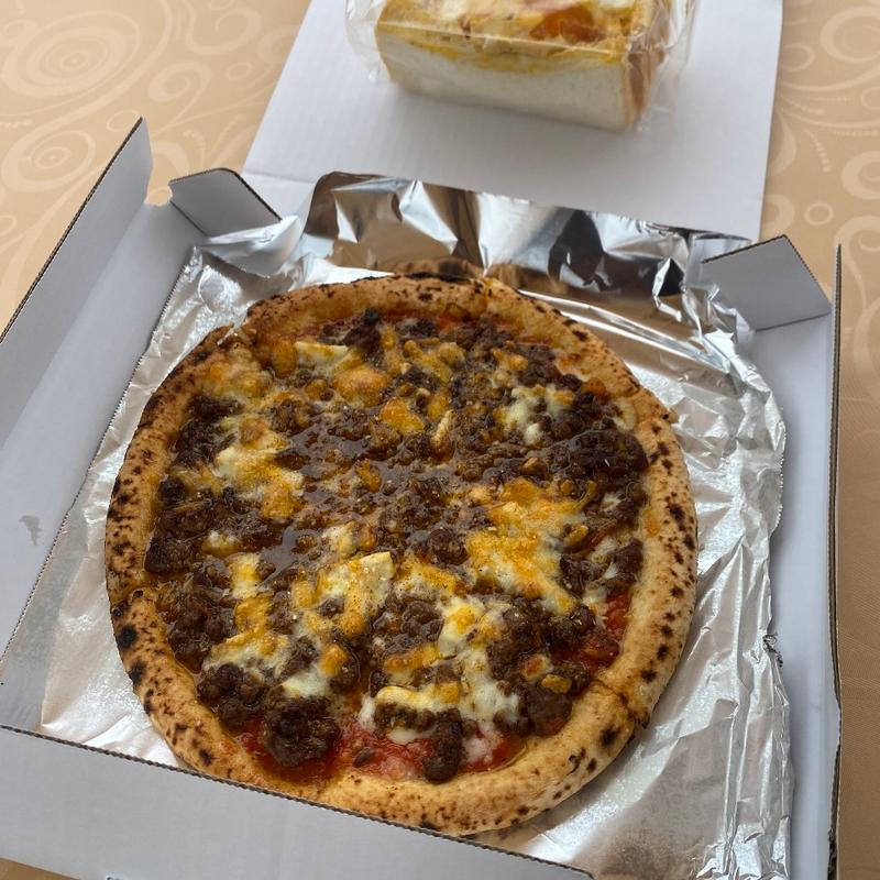 赤牛のボロネーゼピザ(Italiassoイタリアッソ)