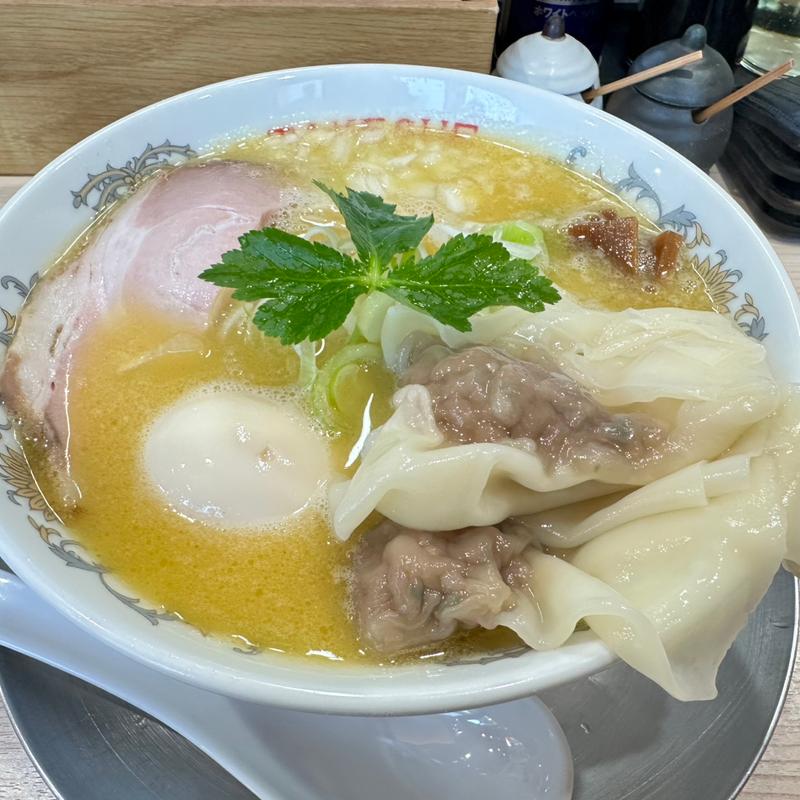 だし味玉塩こってり和牛雲呑3個トッピング(ラーメン専科 竹末食堂)