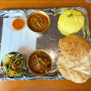 South Indian Lunch Set(TOMBOYカフェ 池袋駅東口店｜ランチ カフェ ディナー｜昼夜ご飯｜歓送迎会)
