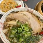 尾道ラーメン　チャーハンセット(牛ちゃん 尾道店 （ギュウチャン）)