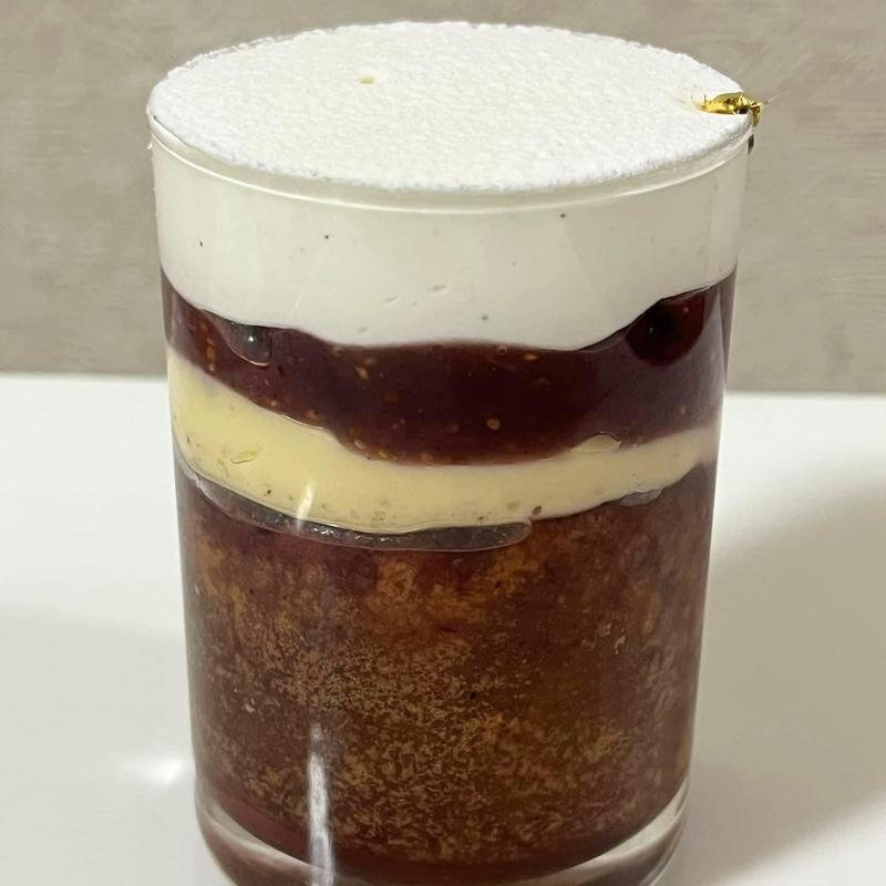 サヴァランオヴァンルージュ(Pâtisserie Sato)