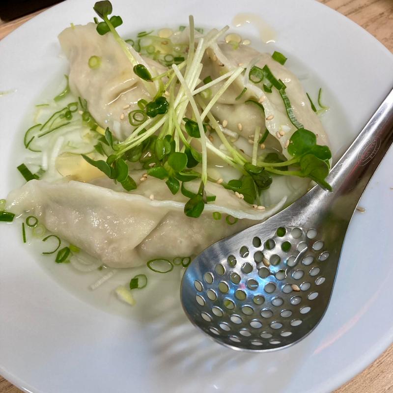 水餃子(ハーフ)(中華料理 凰香-OCEAN-)