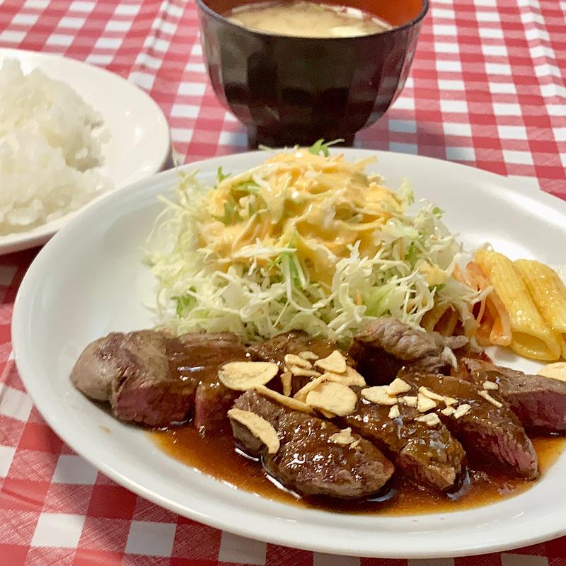 ビーフステーキ(ステーキ 主人公)