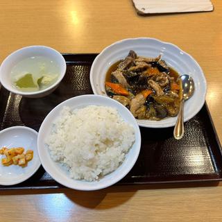 茄子と豚肉の煮込み定食(杜記 海鮮火鍋菜館)