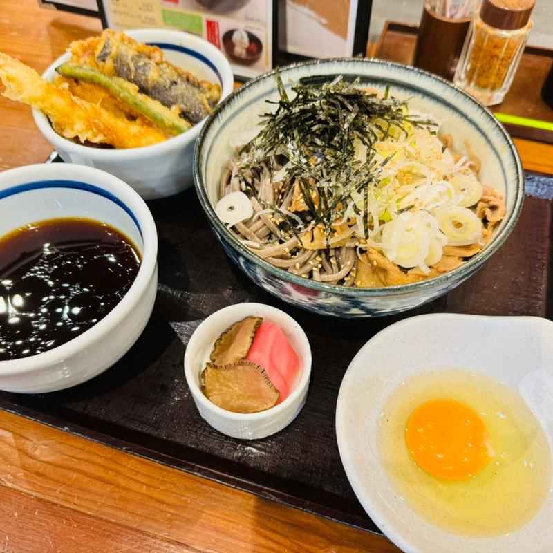 旨辛肉だくそば＋ミニ天丼(乱切り蕎麦と天丼 一の井)