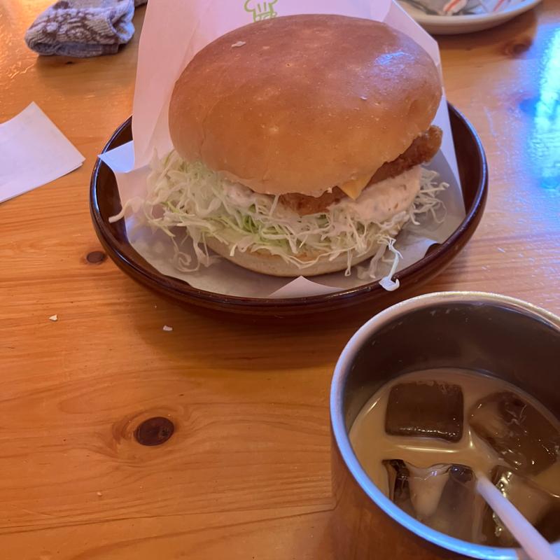 フィッシュフライバーガー(コメダ珈琲店 １５５号線常滑店)