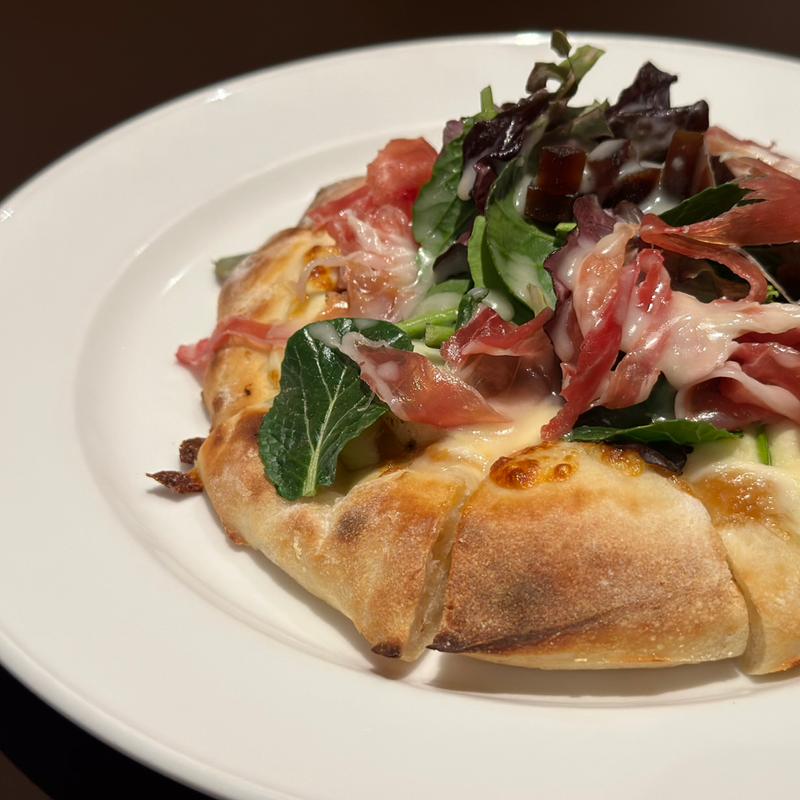 酒粕ピザ(白雪ブルワリーレストラン 長寿蔵)