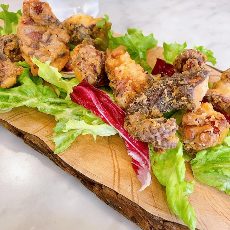 呉下蒲地ダコのフリット(ピッツァ ナリポ)