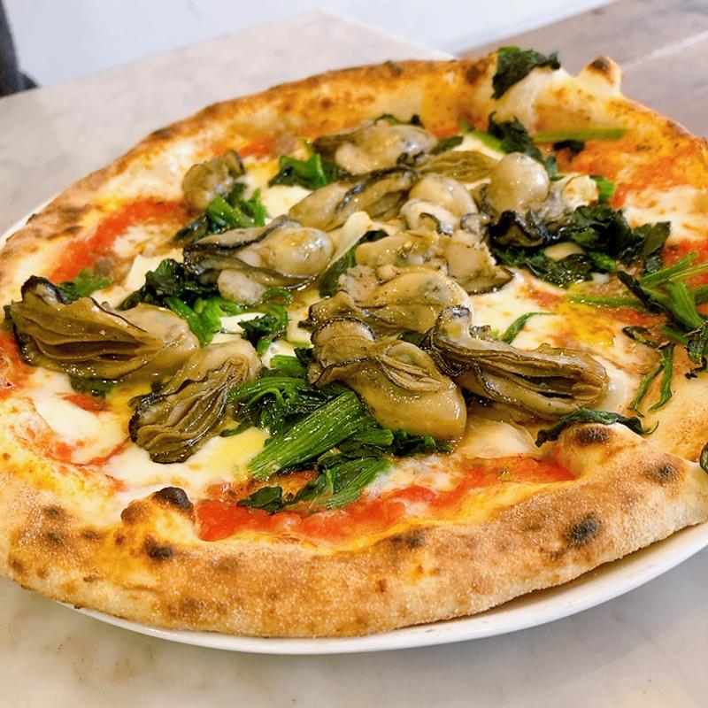 牡蠣のスペシャルピザ（トマトソース）Sサイズ(ピッツァ ナリポ)