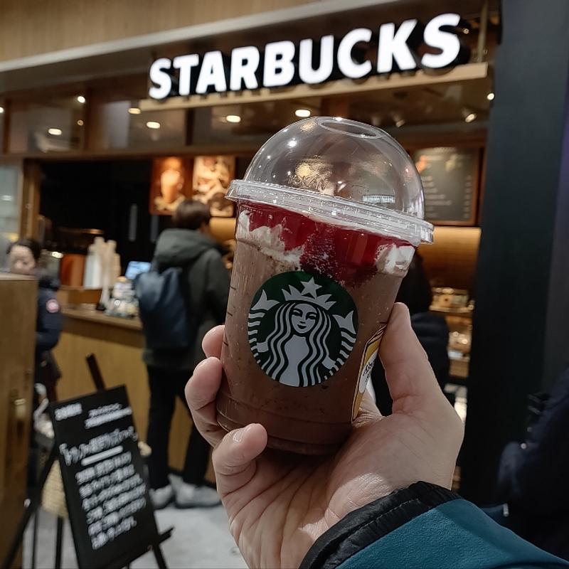 ルージュオペラフラペチーノ(スターバックスコーヒー ＪＲ東海 東京駅新幹線南ラチ内店)
