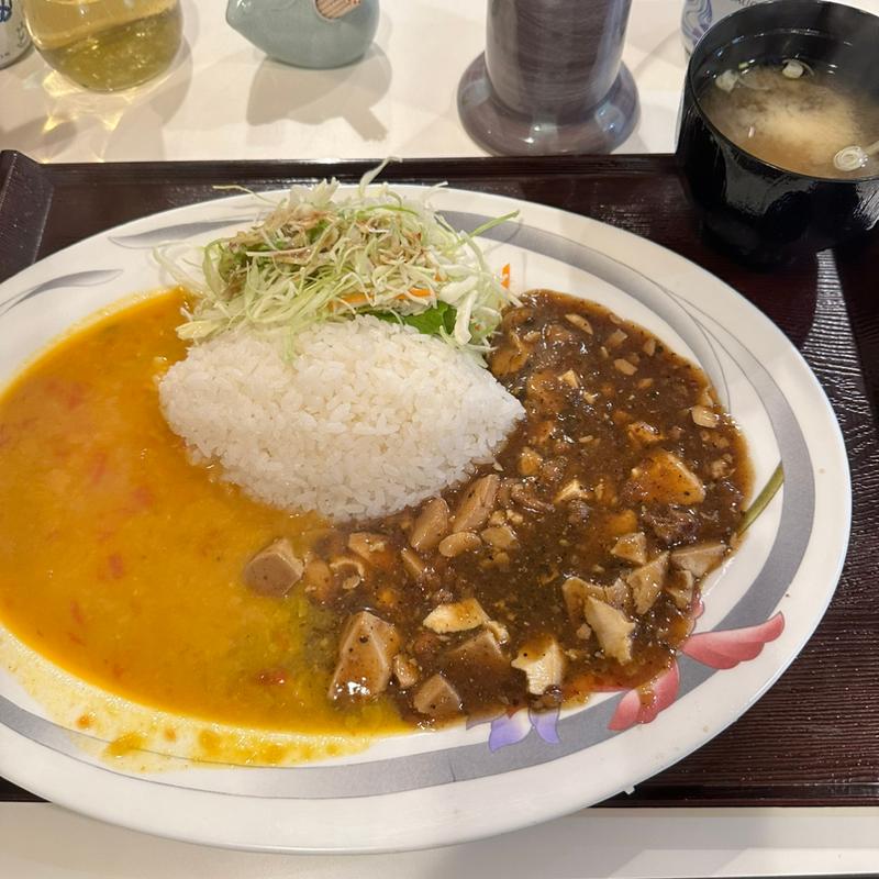 ネパール豆カレー&麻婆豆腐定食(中国面点研究所 紫禁城 （シキンジョウ）)
