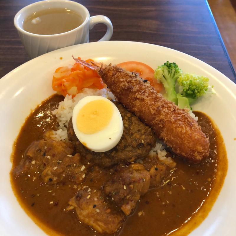 武蔵野スパイスカレー＋ブラックタイガー海老フライ(ジョナサン 吉川店)