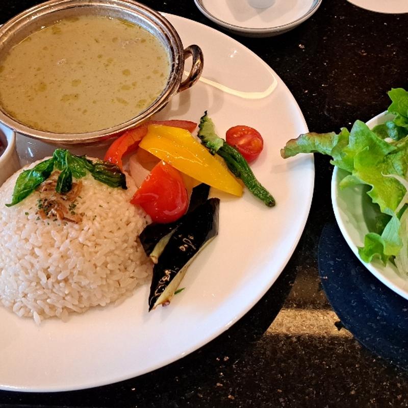 グリーンカレー(バーラウンジ スターライト （Bar Lounge Star Light）)