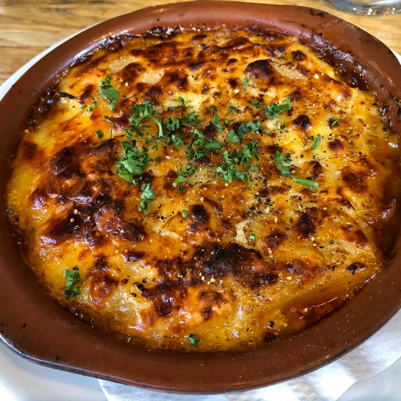 蝦夷鹿とじゃがいものグラタン(LODGE BISTRO SARU学芸大店 （ロッジビストロＳＡＲＵ）)