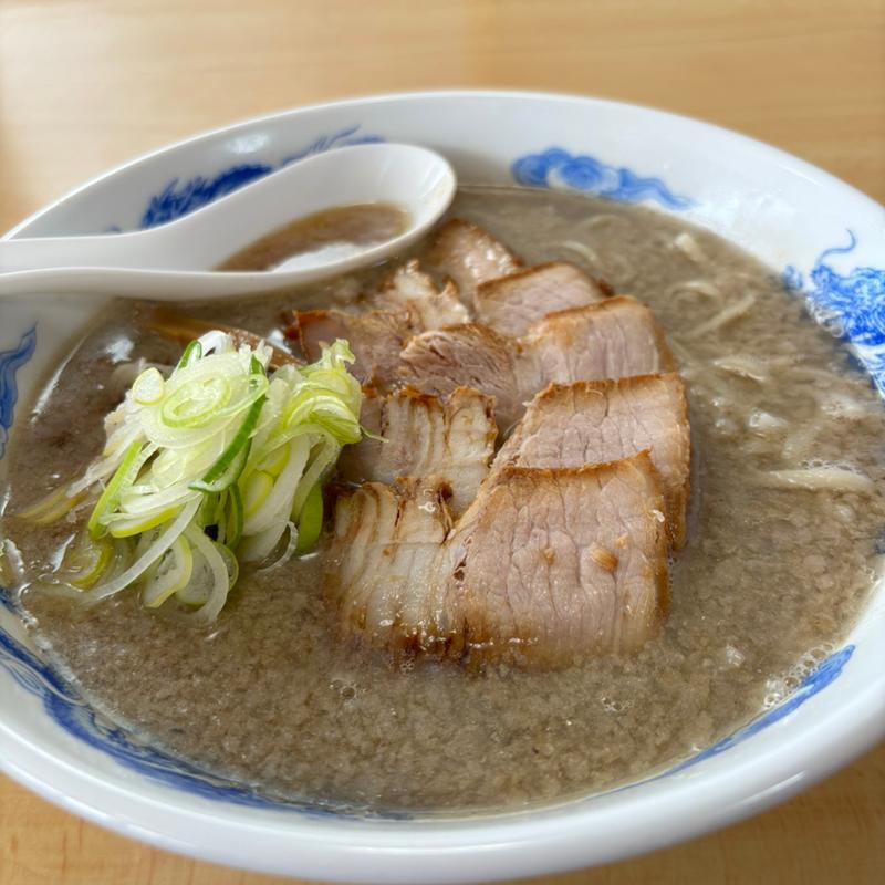 背脂コク煮干しラーメン大(八助)