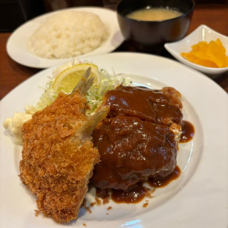 チキンカツとキスのフライ(洋食 KOBAYA)